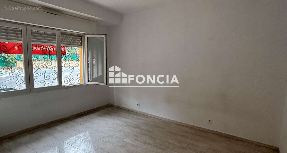 Appartement à VILLENEUVE-LOUBET