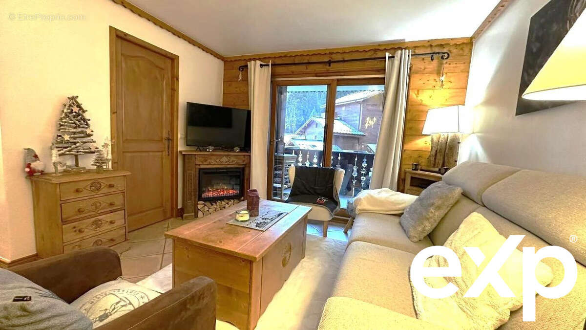 Appartement à MORILLON