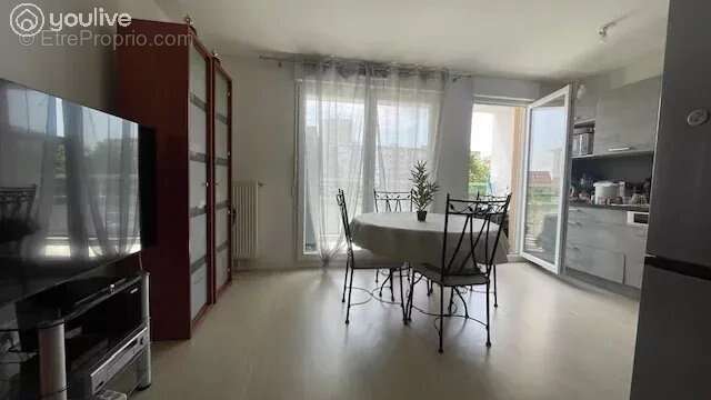 Appartement à SARTROUVILLE