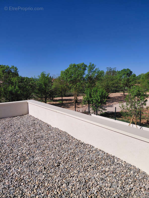 Maison à POURRIERES