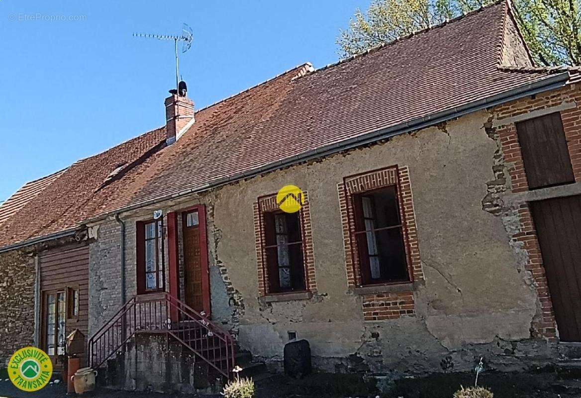 Maison à DUN-LE-PALESTEL