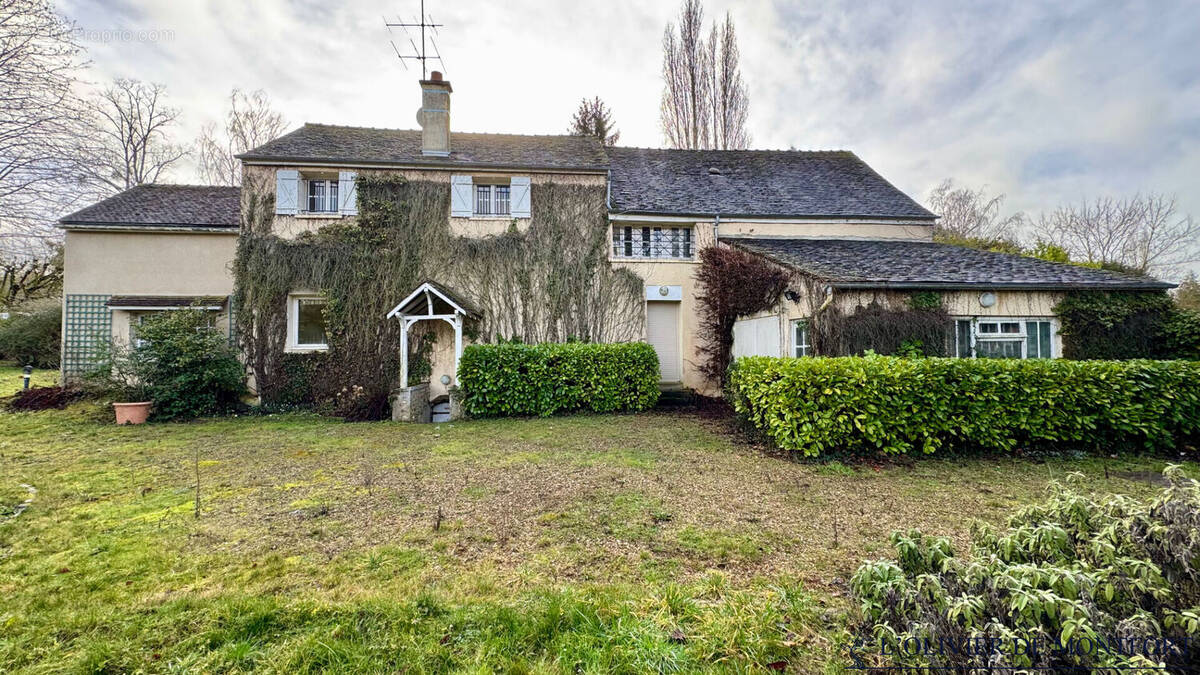 Maison à MONTFORT-L'AMAURY