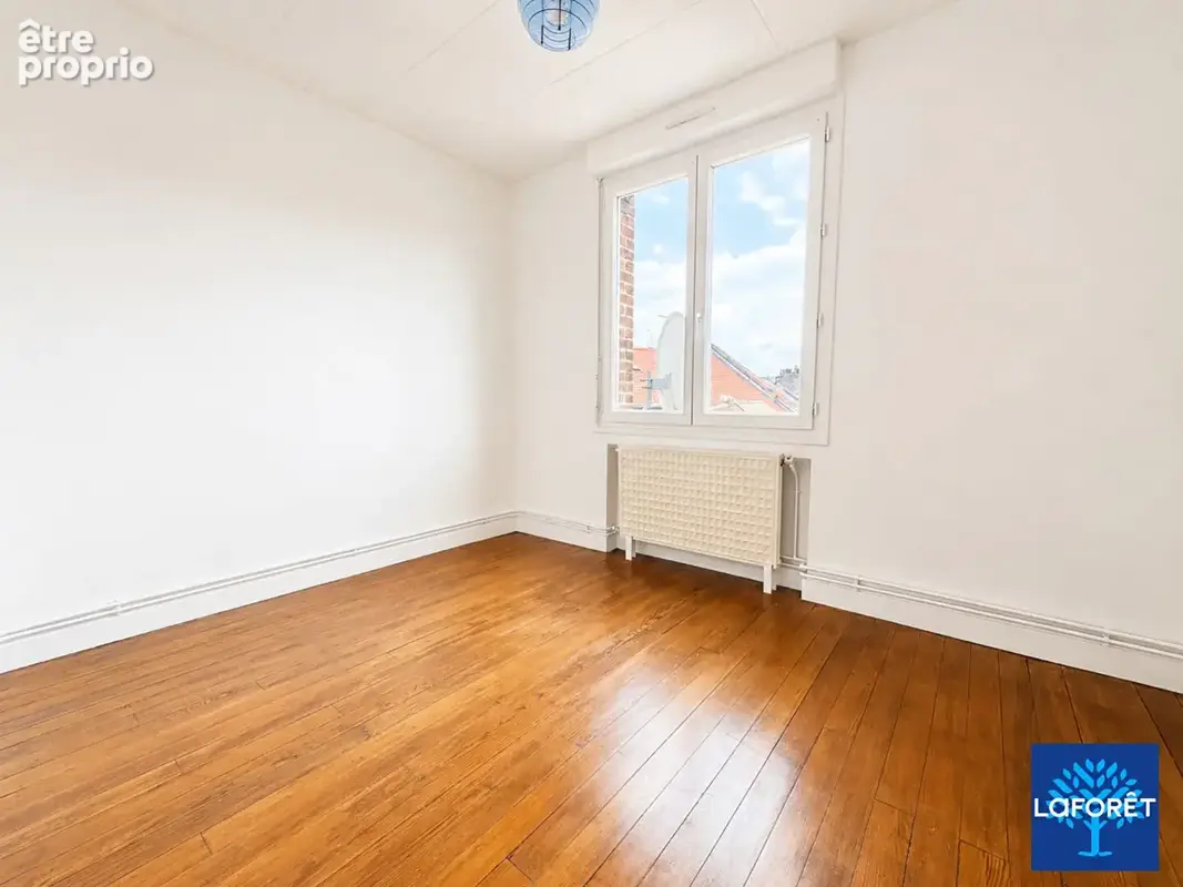 Appartement 2 chambres entièrement rénové - photo 9