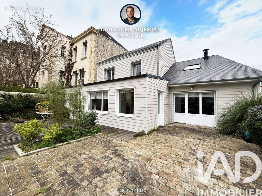 Photo 2 - Maison à EQUEURDREVILLE-HAINNEVILLE