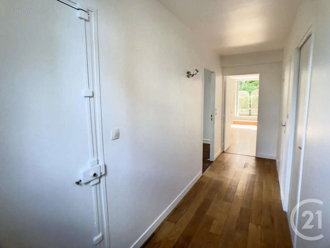 Appartement à FONTAINEBLEAU