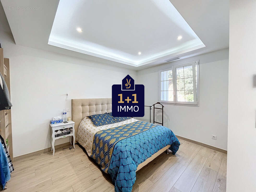 Maison 687 m² à Puget-Sur-Argens  - photo 9