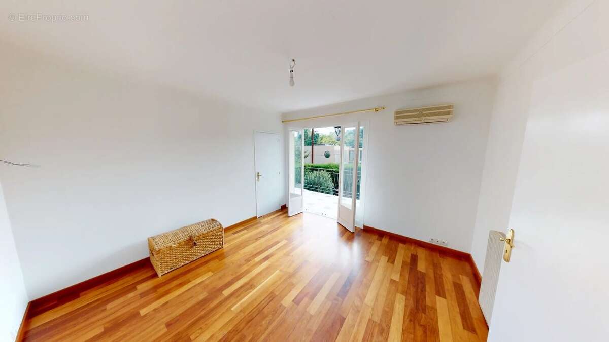 Maison à CAGNES-SUR-MER