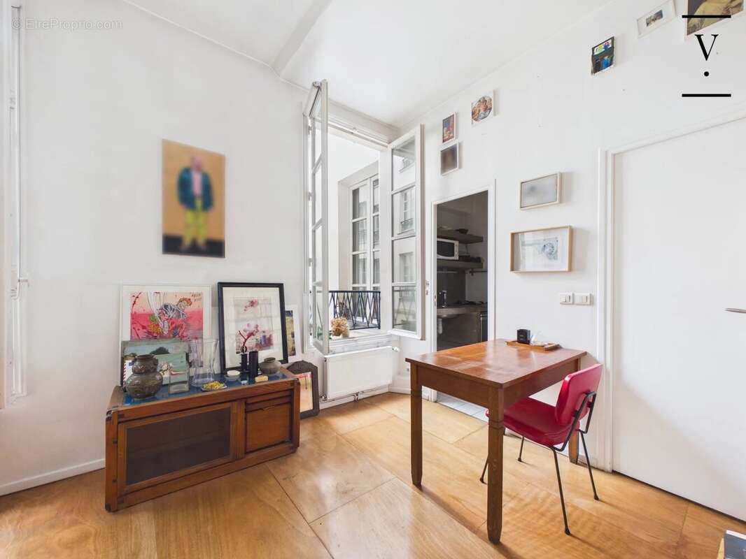 Appartement à PARIS-6E
