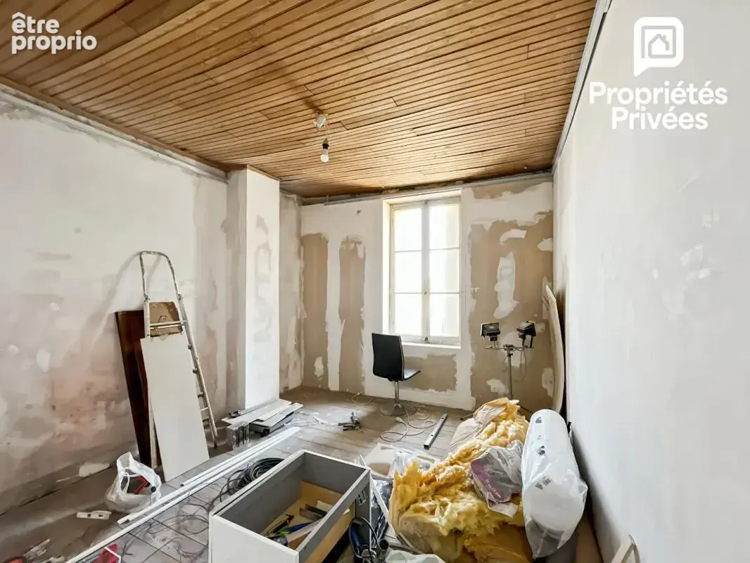 Maison en pierre - 287m2 - 5 chambres - - photo 7