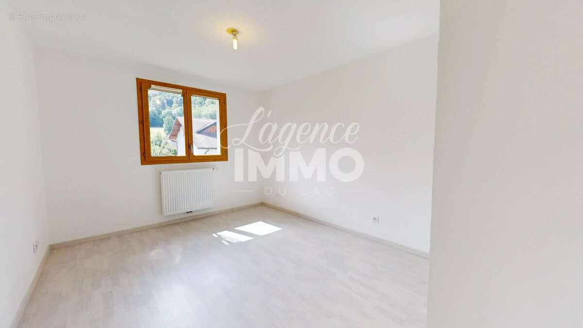 Appartement à DUINGT