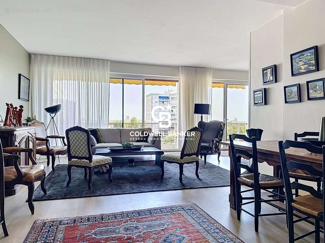 Vue panoramique, terrasse, garage et ascenseur à deux pas du parc Charruyer - photo 6