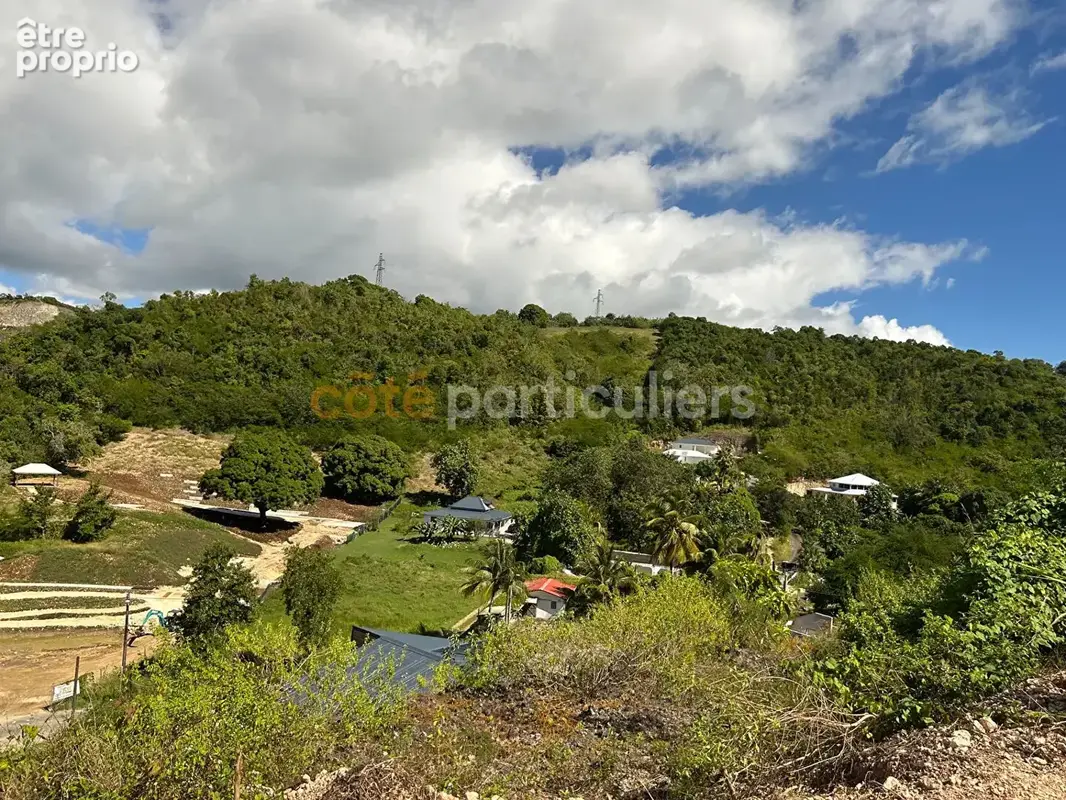 Terrain à LE GOSIER