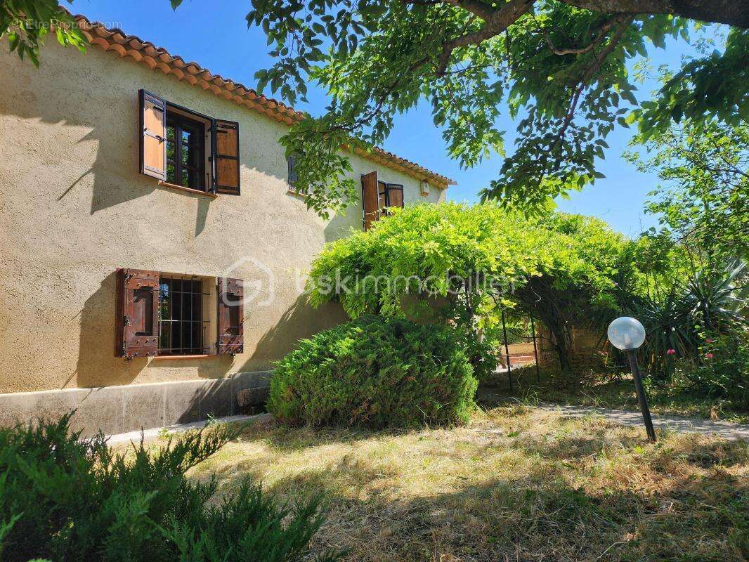 Mas Authentique au Cœur du Luberon sur plus de 2,7 hectares - photo 5