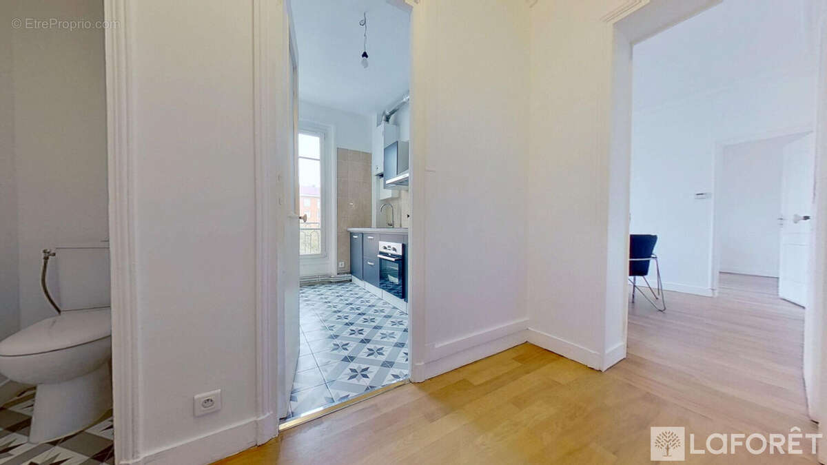 Appartement à PARIS-17E