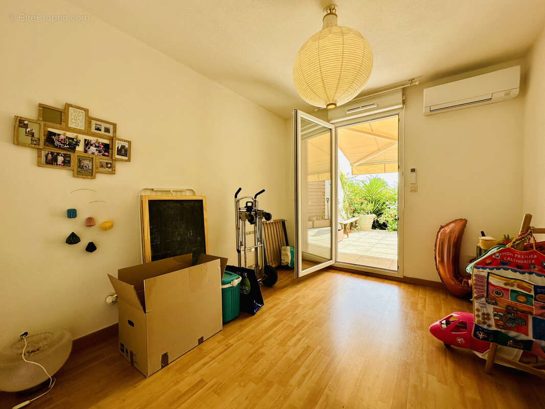 - lattes vasque - appartement sur l'eau de 75m2 + 30m2 de terrasse, residence premium, garage + parking - photo 8