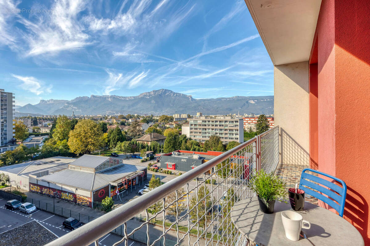 Appartement à SAINT-MARTIN-D&#039;HERES