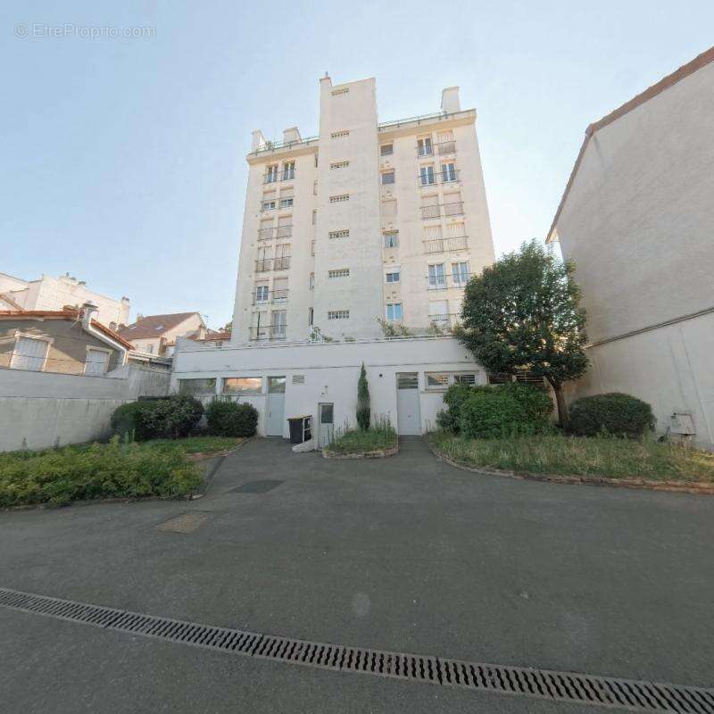 Appartement à MAISONS-ALFORT