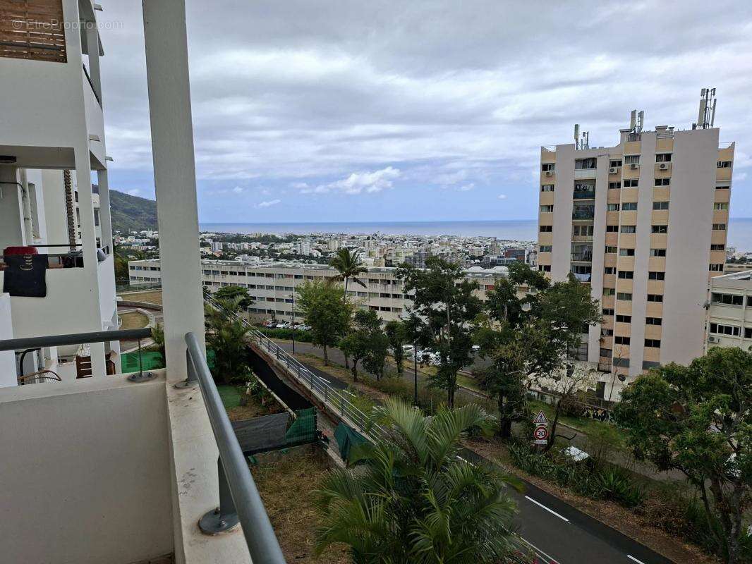 Appartement à SAINT-DENIS