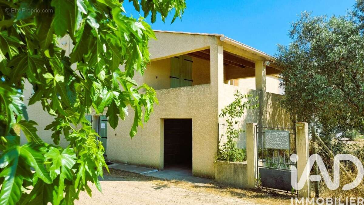 Maison 169 m² à Puissalicon  - photo 4