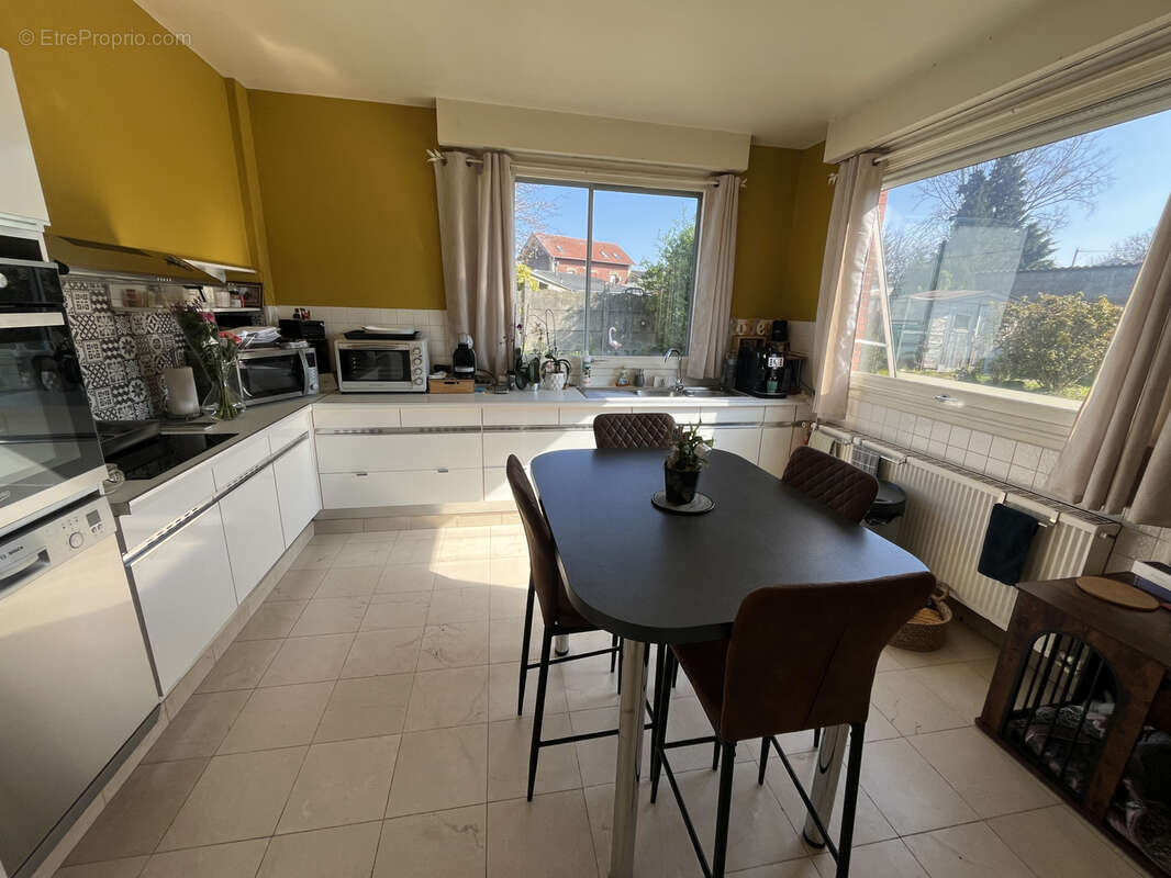 Maison à FRIVILLE-ESCARBOTIN
