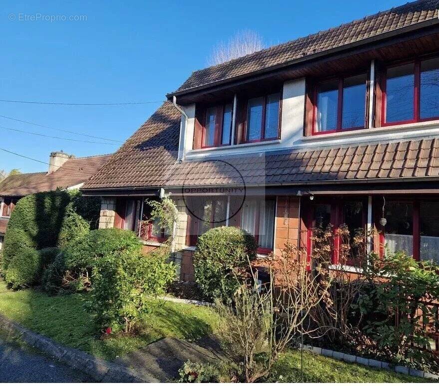 Appartement à VILLE-D'AVRAY