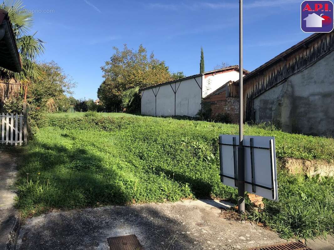 Terrain à L&#039;ISLE-EN-DODON