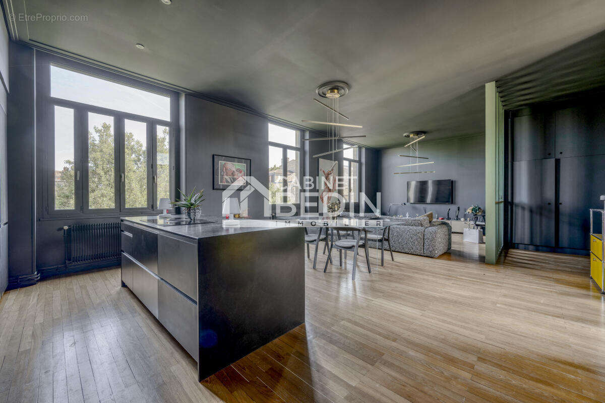 Appartement à BORDEAUX