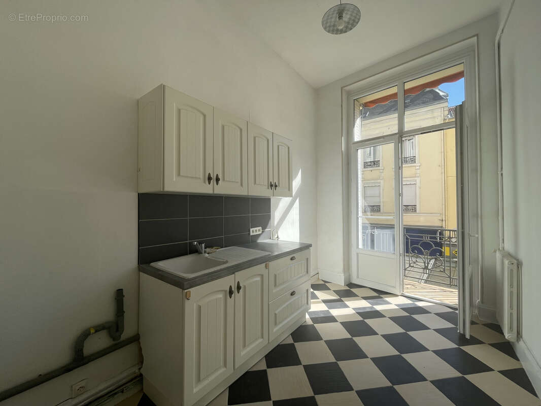 Appartement à VICHY