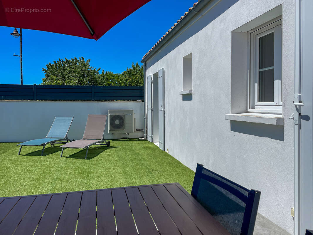 Maison à LES MATHES