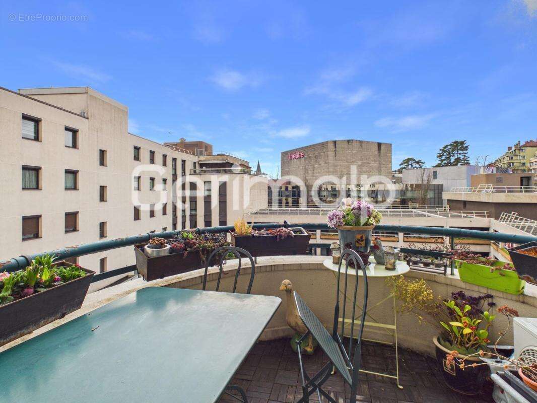 Vente - Appartement - 3 pièces + cuisine - 64 m² - 530 000 € - - photo 7
