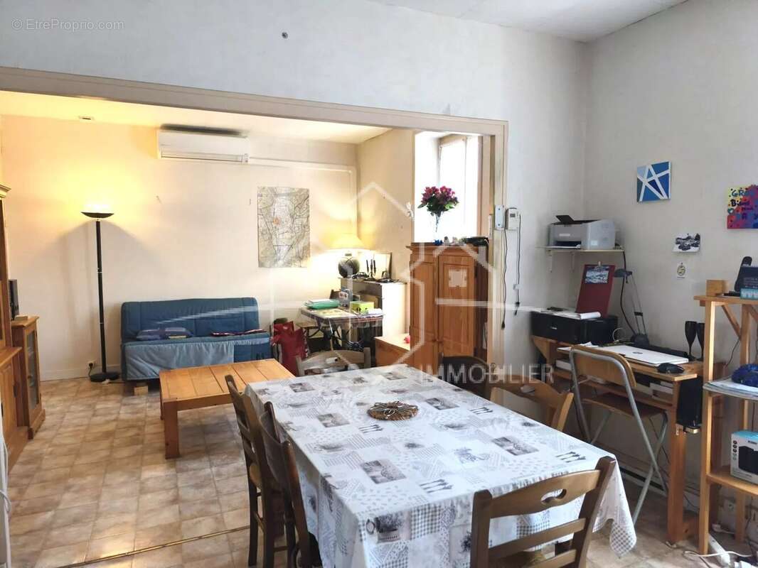 Maison à SAINT-UZE