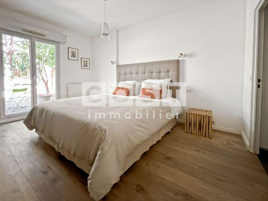 Appartement à COLOMBES