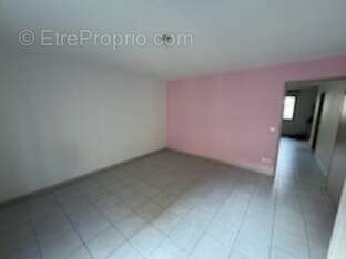 Appartement à MARSEILLE-1E