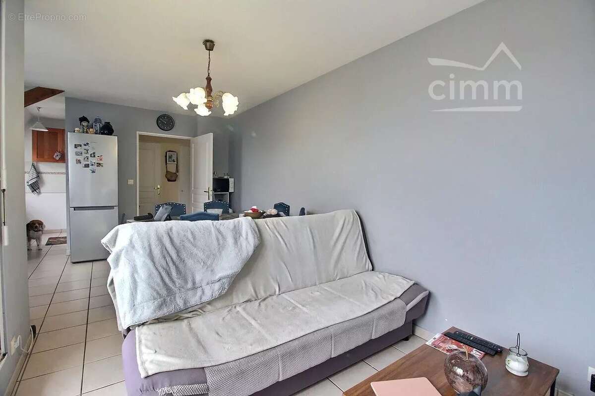 Appartement à BALLAN-MIRE