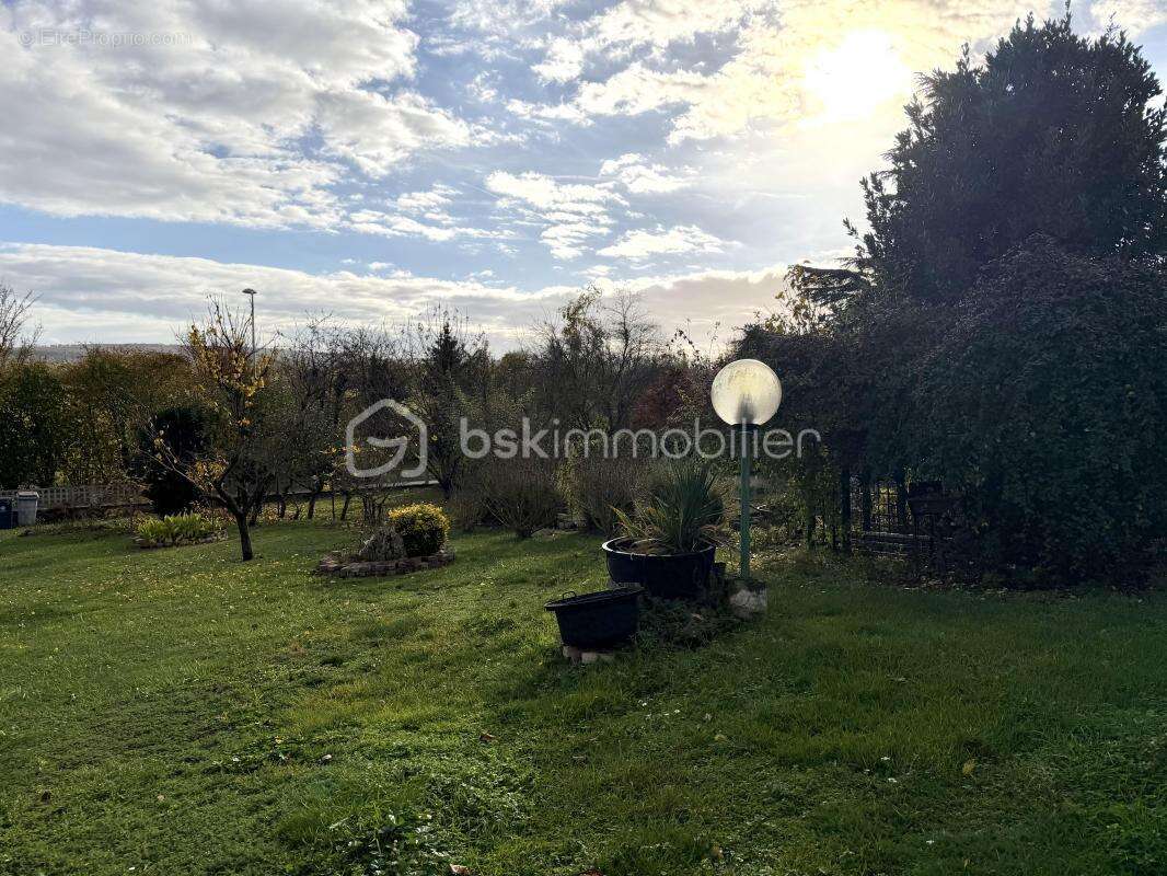 Maison à SOTTEVILLE-SOUS-LE-VAL