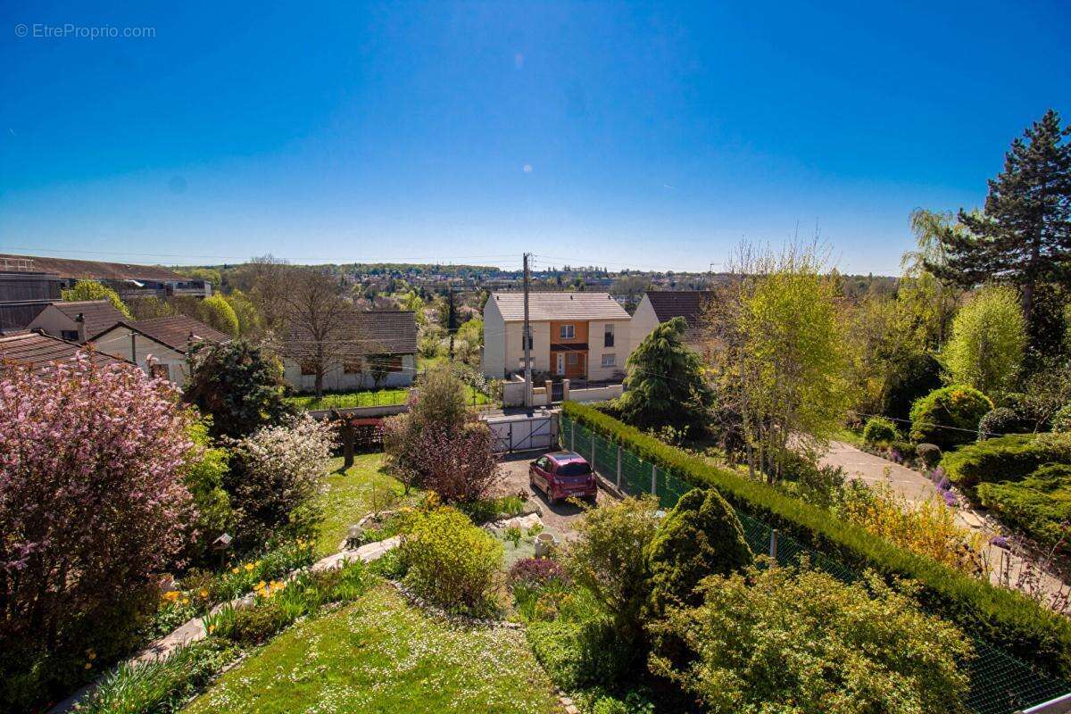 Maison à THORIGNY-SUR-MARNE