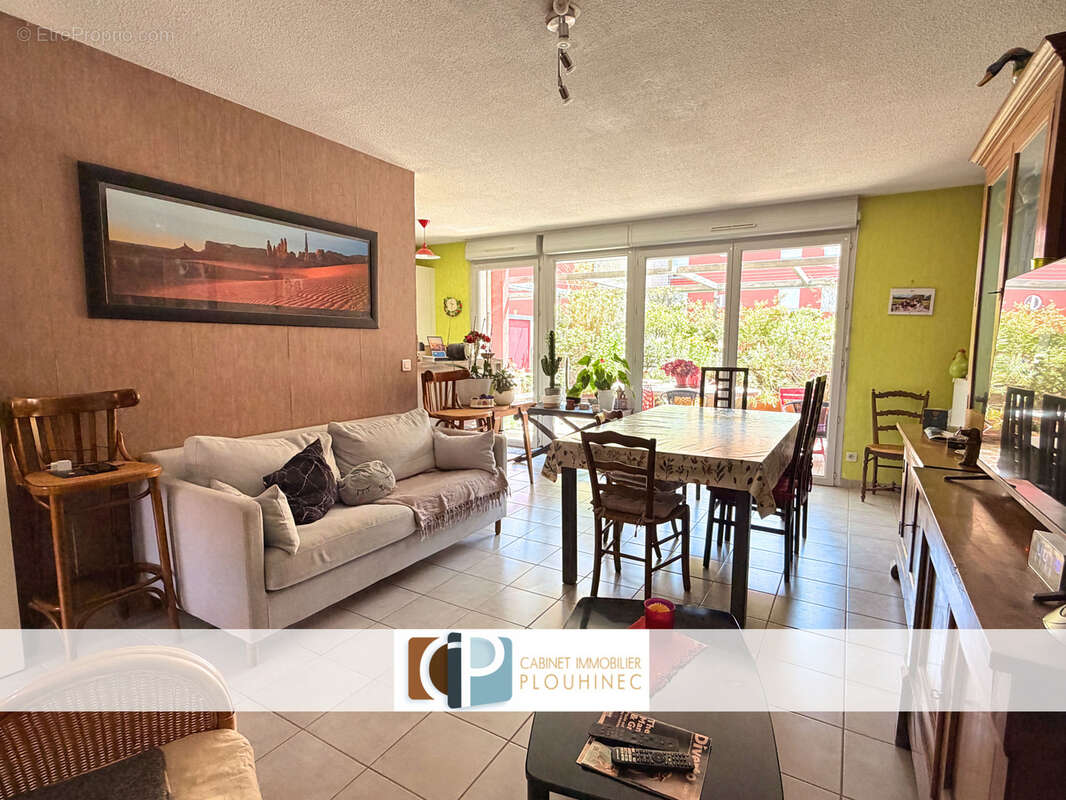 Appartement à SAINT-LAURENT-SUR-SAONE