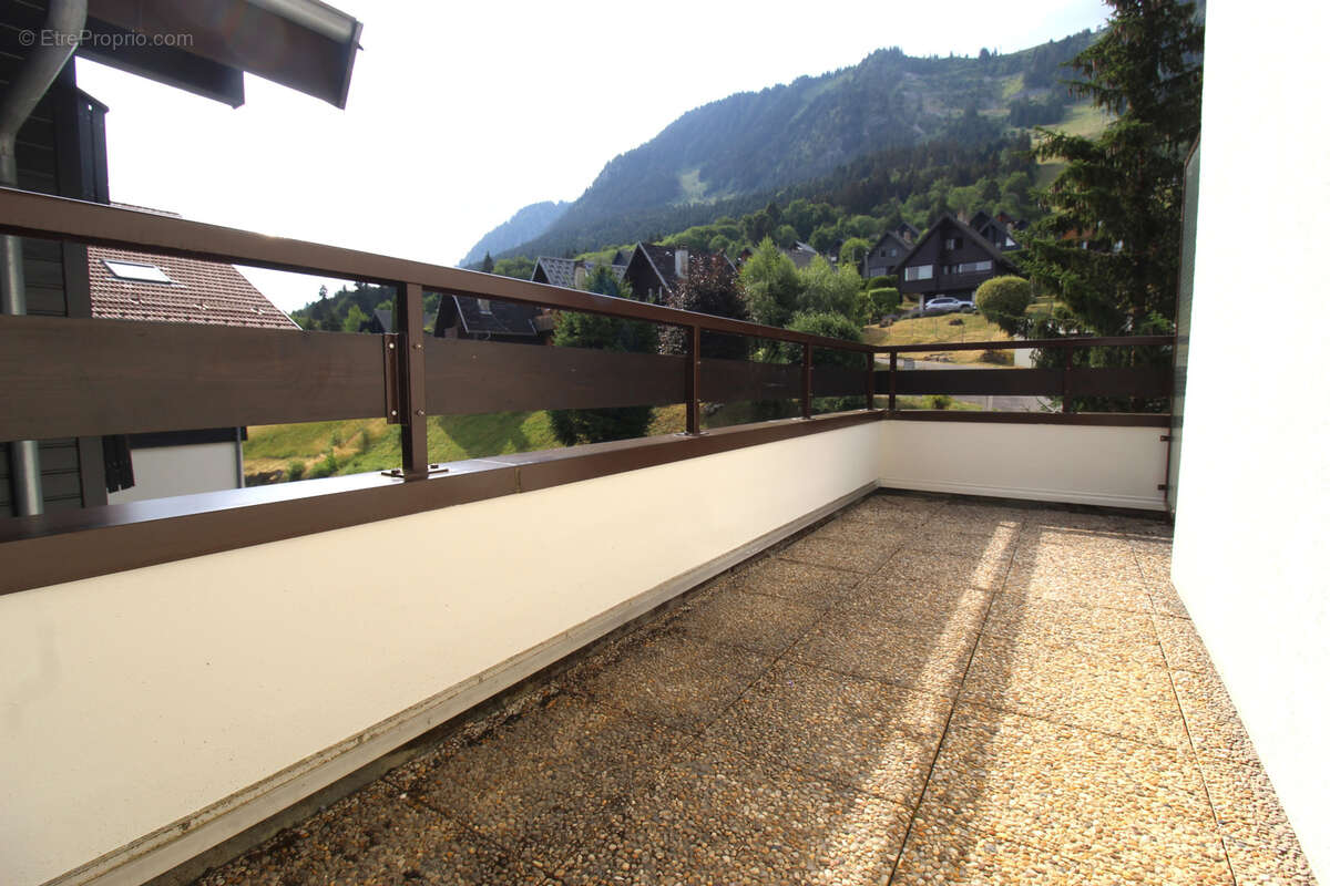 Appartement avec vue exceptionnelle sur le lac Léman et les montagnes   Au pied de la télécabine de Thollon-le - photo 12