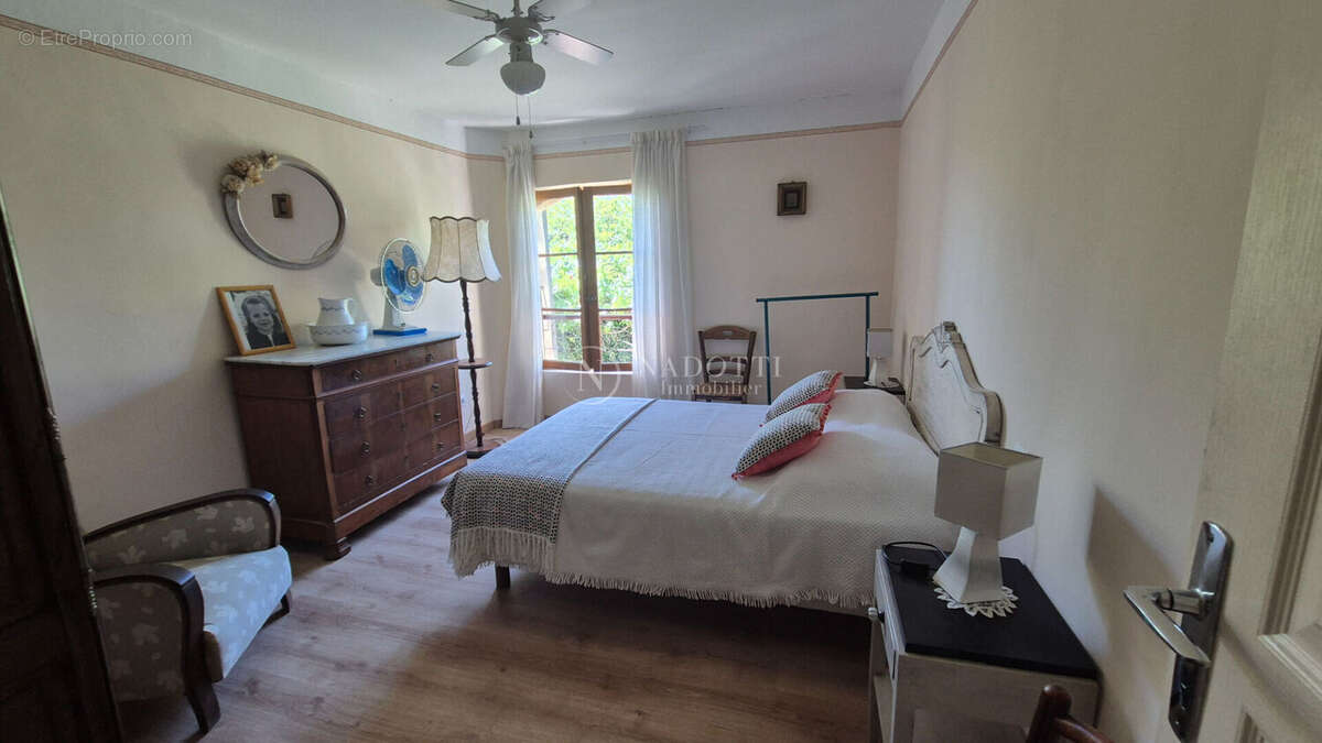 Cavaillon mas en campagne sur 9300 m² de terrain. - photo 13