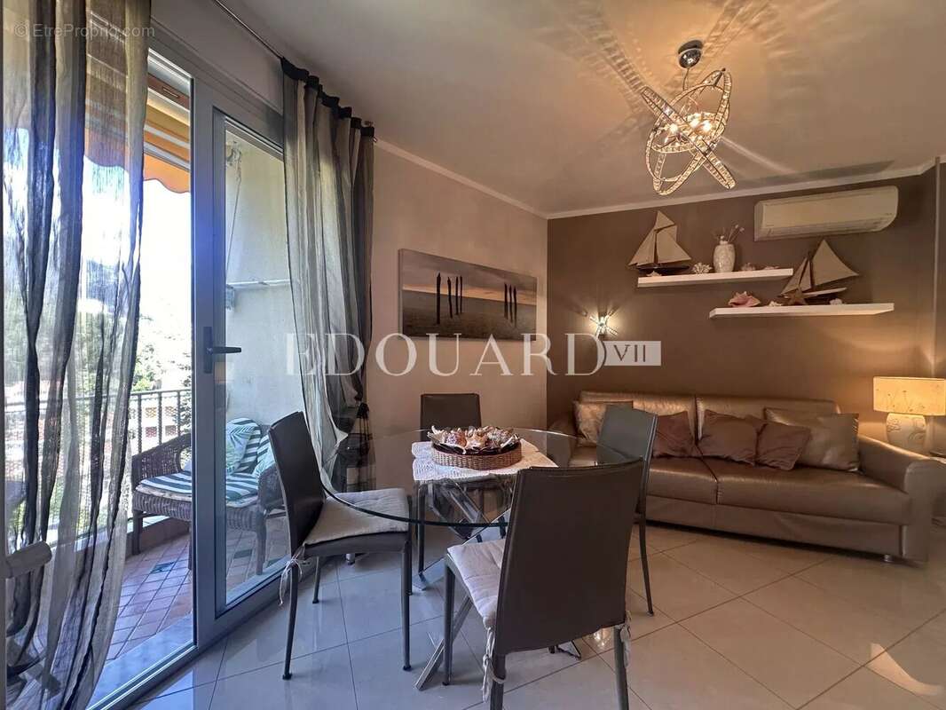 Appartement à MENTON