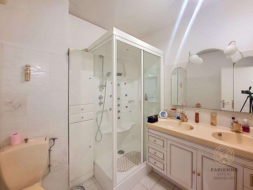 Appartement à CHATEAURENARD
