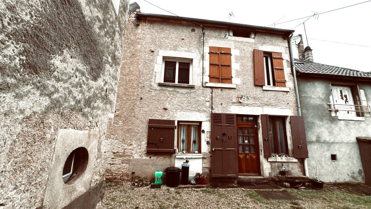 Maison à DORNECY