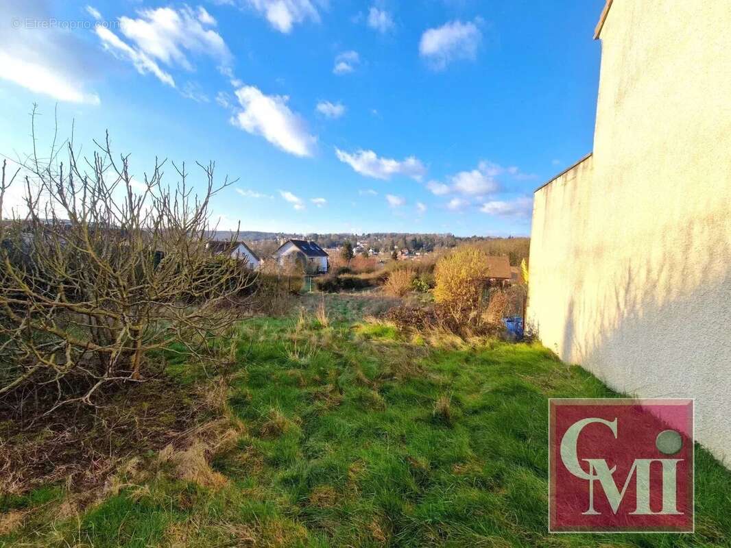 Maison de plain-pied (2 chambres) édifiée sur un terrain de - photo 8