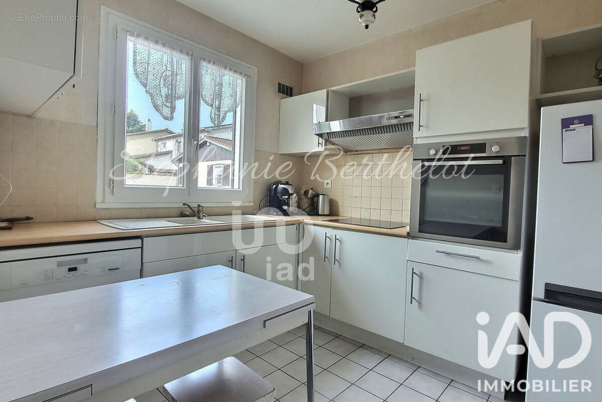 Maison 88 m² à Claye-Souilly  - photo 4