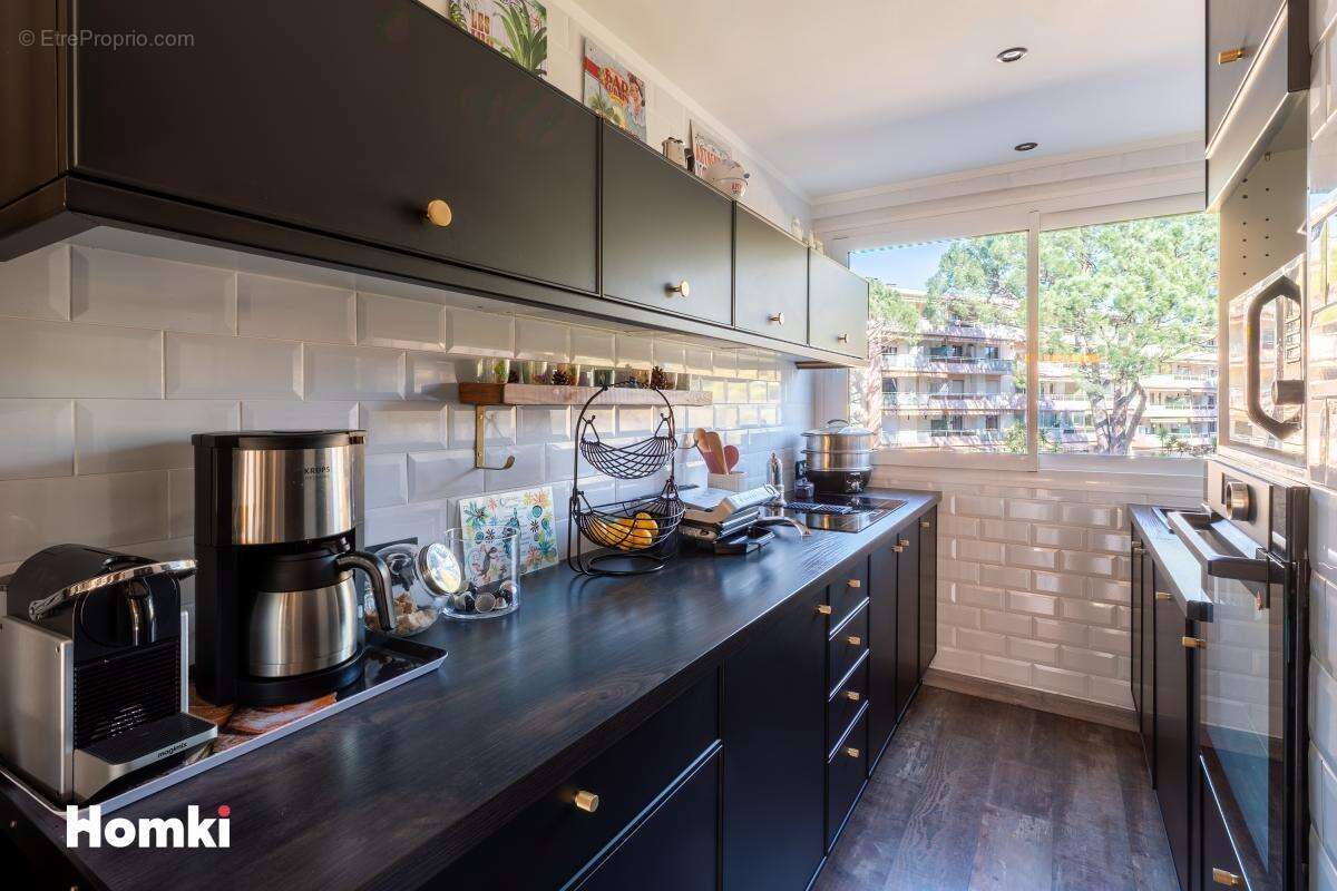 Appartement à MANDELIEU-LA-NAPOULE