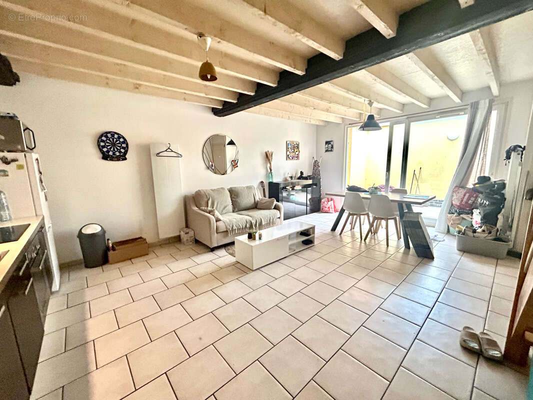 Appartement à BERGUES