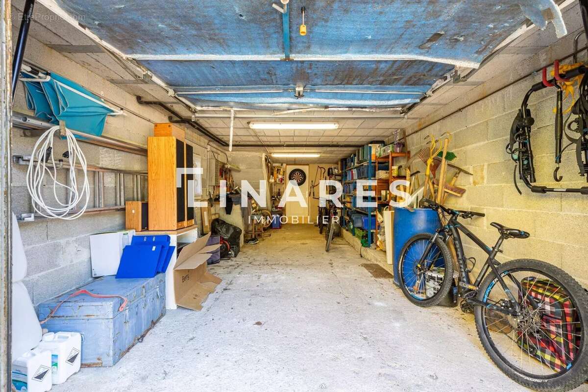 Maison à SAINT-ZACHARIE