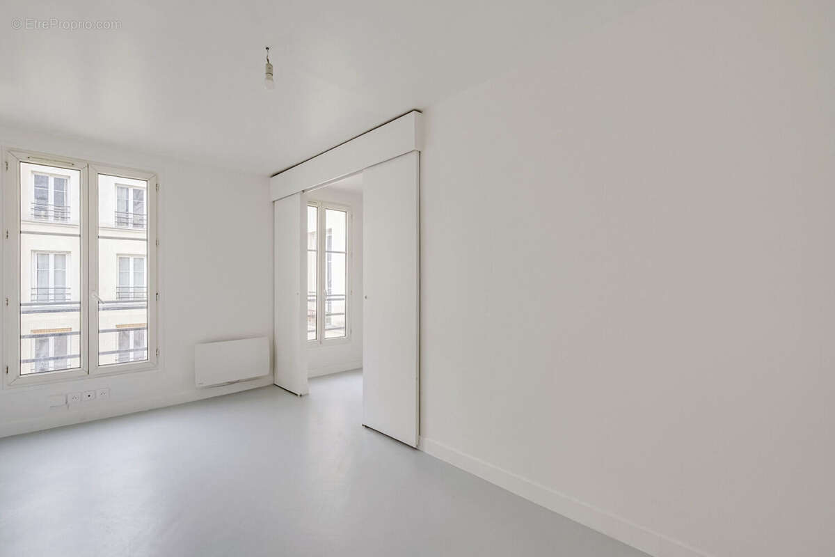 Appartement à PARIS-10E
