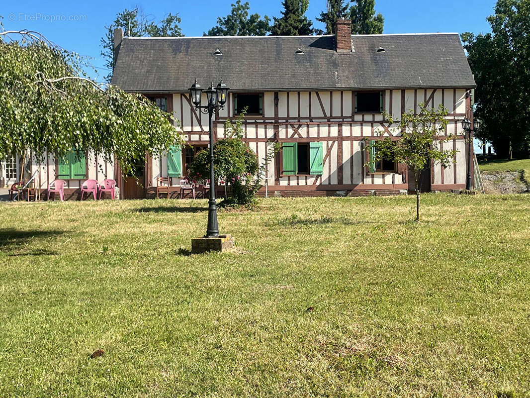 Maison à VIEFVILLERS