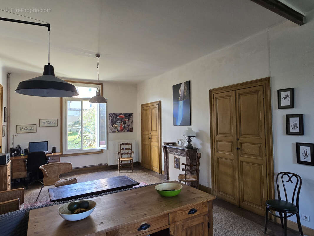 Maison à AIGUES-VIVES